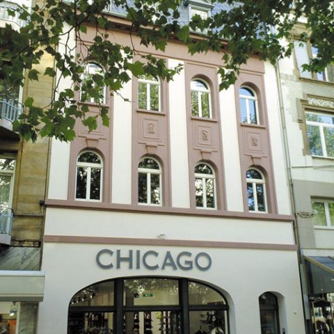 Wohn & Geschäftshaus Casal