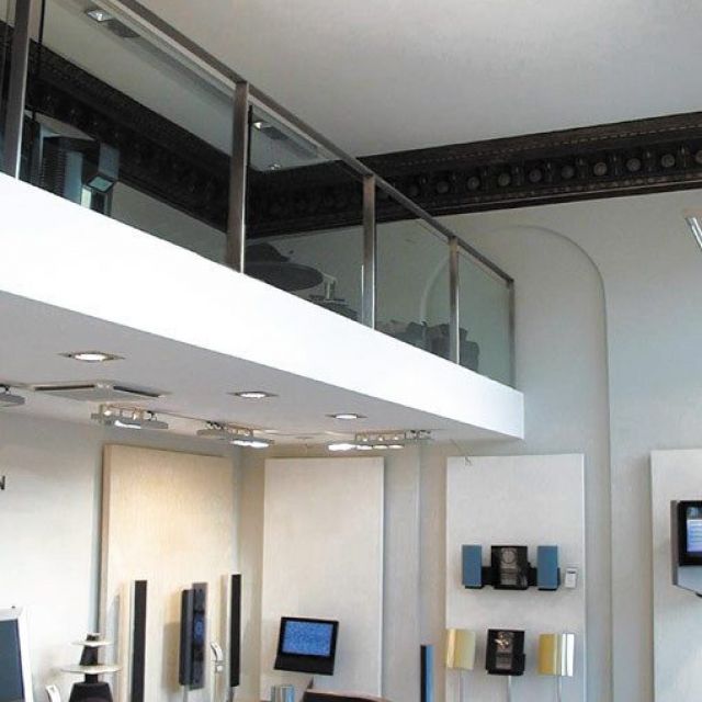 Bang & Olufsen